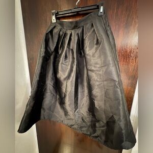 Bundle 3 for $15. Women's Black A-Line Pleated Midi Skirt. Size Small.